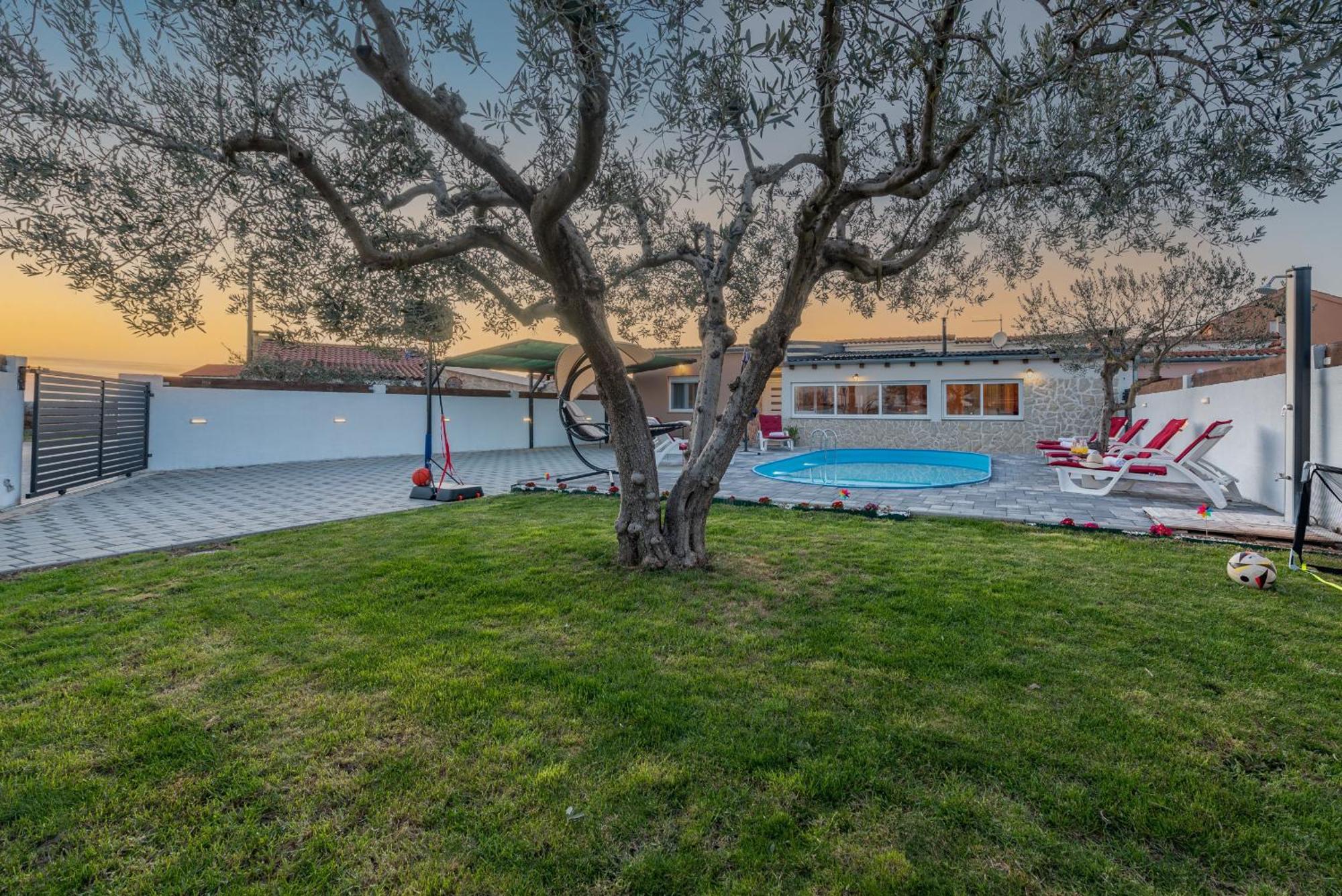 Villa Luma Zadarvillas Gorica  Buitenkant foto
