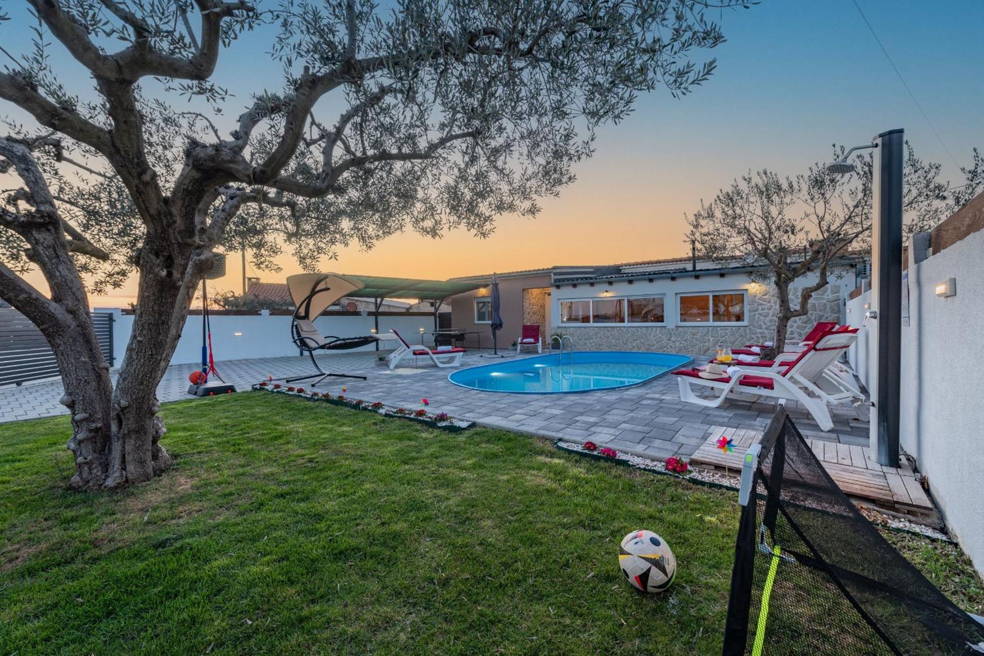Villa Luma Zadarvillas Gorica  Buitenkant foto