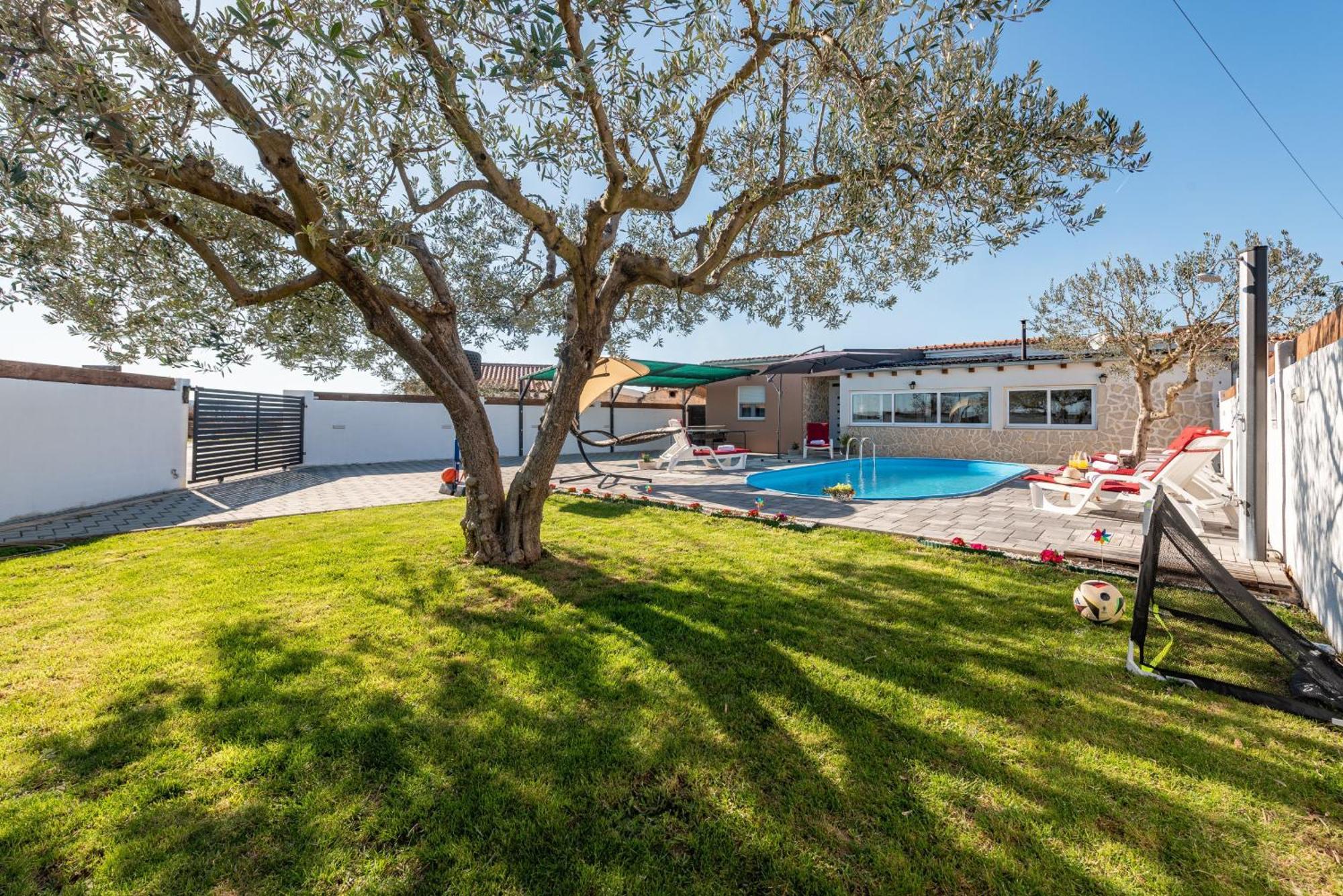 Villa Luma Zadarvillas Gorica  Buitenkant foto